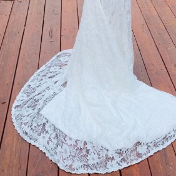 Sunflower Lace Pattern Mermaid Wedding Dress - Picture 4 of 4